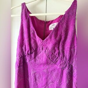 NWOT Beautiful Vintage 100% Silk Tocca Dark Pink Embroidered Dress Size 10